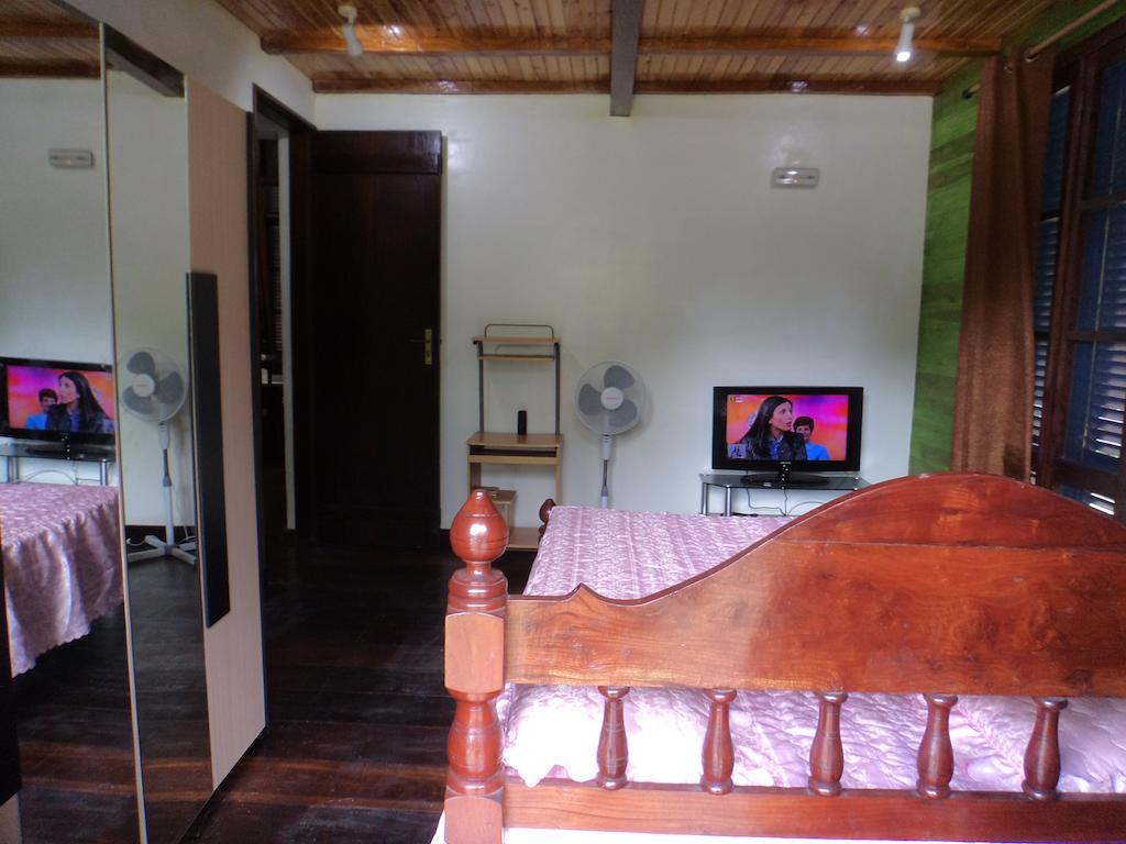 Hotel Jardim Botanico Me-Zochi Sao Tome Camera foto